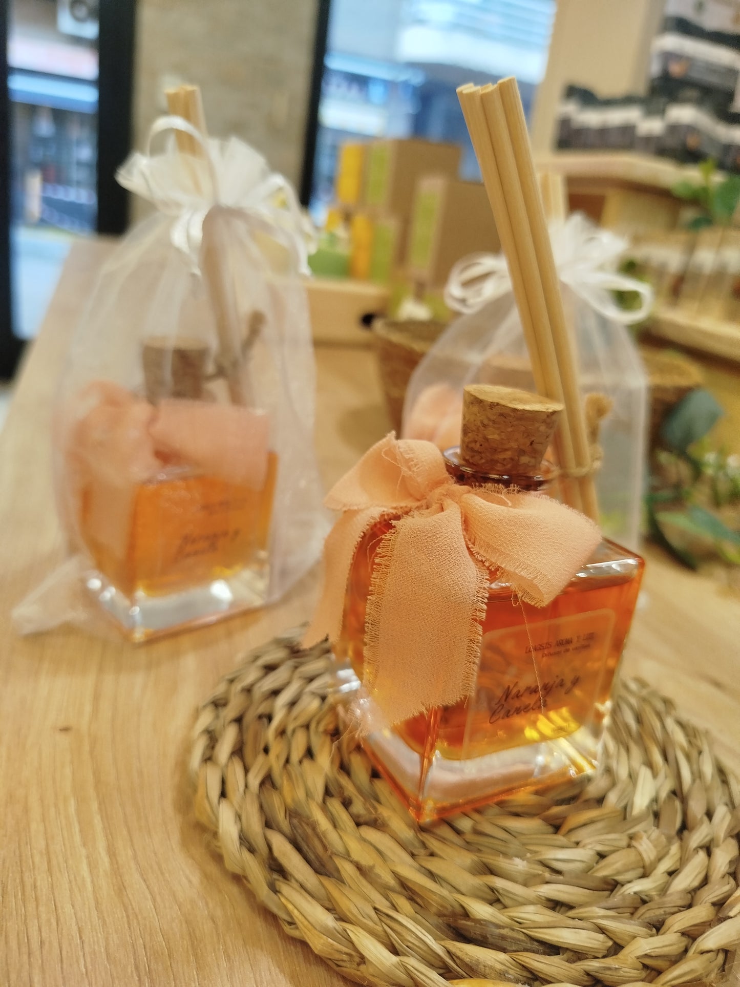 Difusor de varillas canela y naranja
